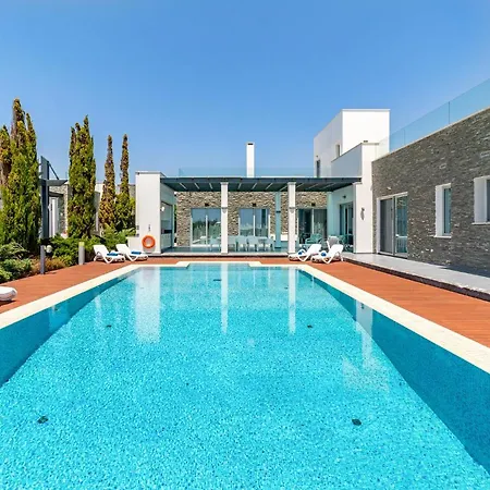 Seafront Maya By Ruidoso Luxury Вилла Айя-Напа